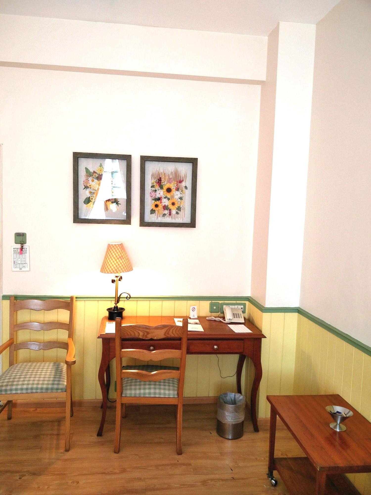The Gordon House Hotel, Colaba Mumbai Eksteriør bilde